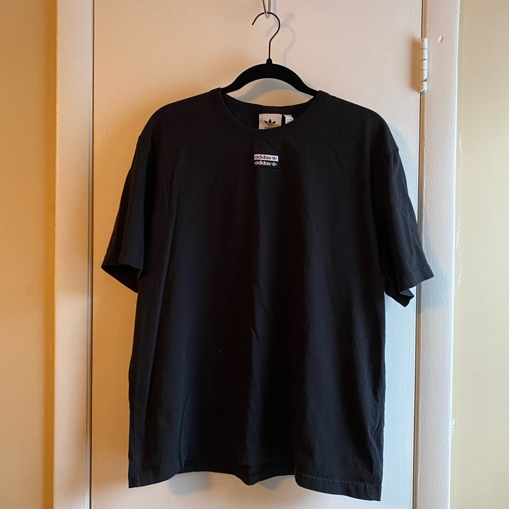 Men’s Adidas logo T Shirt size large